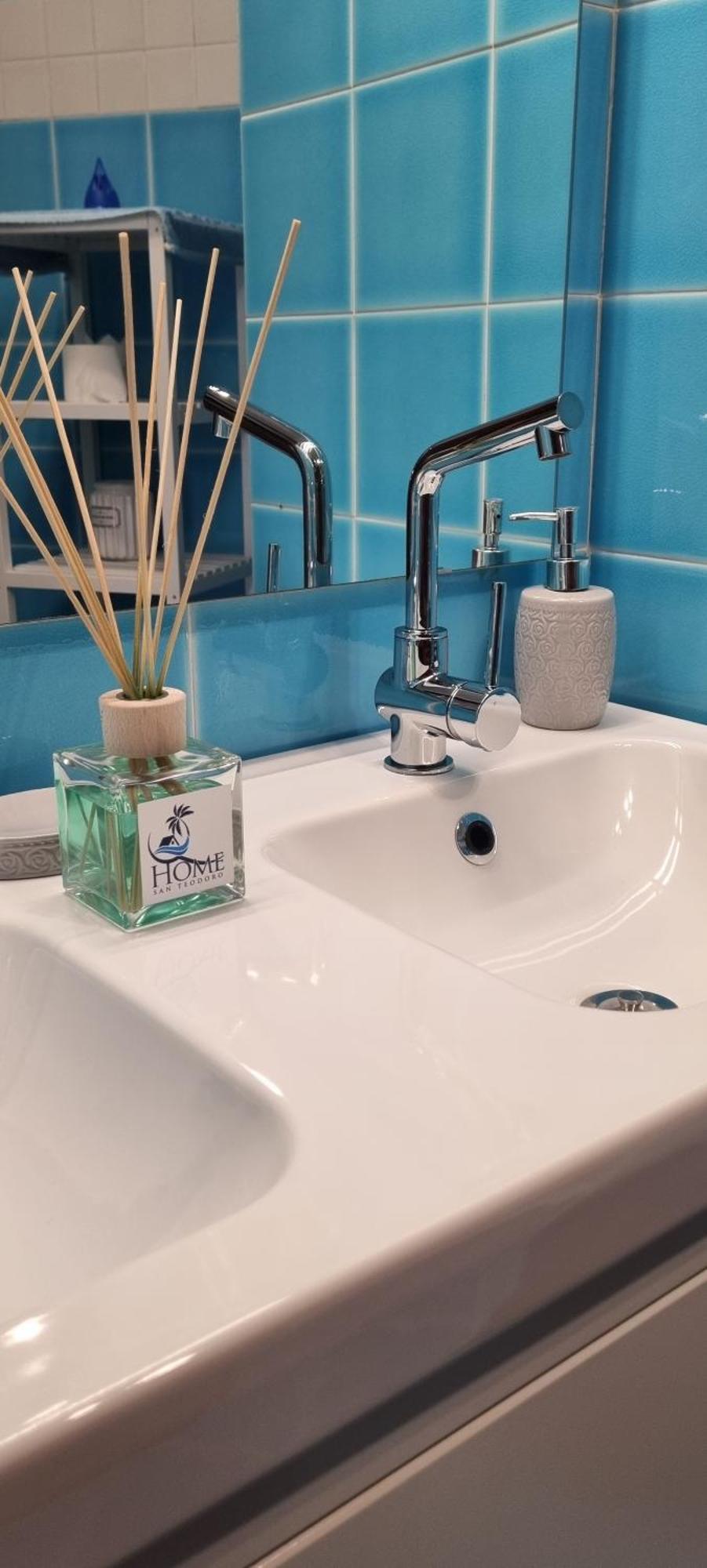 Q Home San Teodoro Сан-Теодоро Экстерьер фото